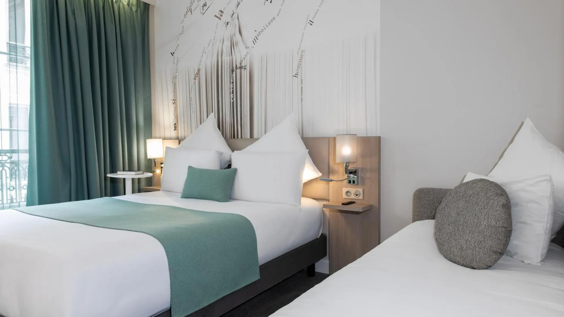 Mercure Montparnasse Raspail Hotel