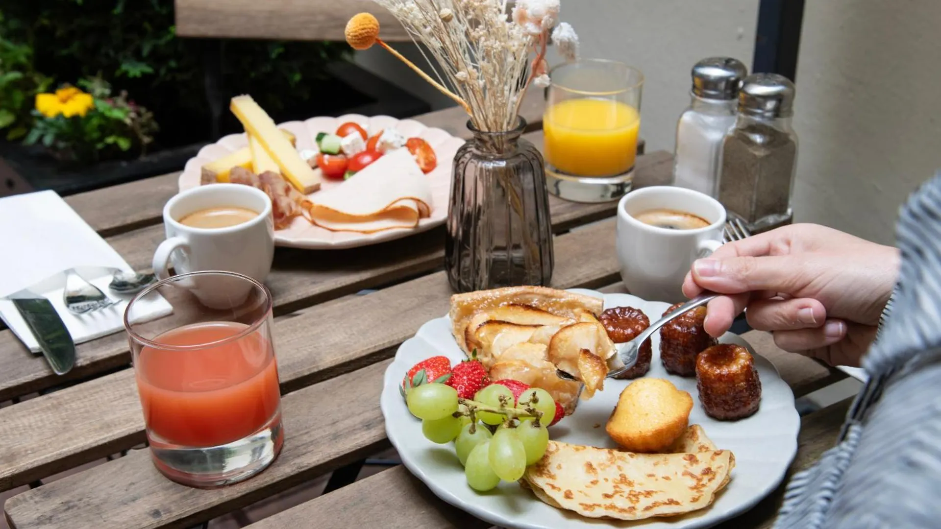 Hotel Mercure Montparnasse Raspail