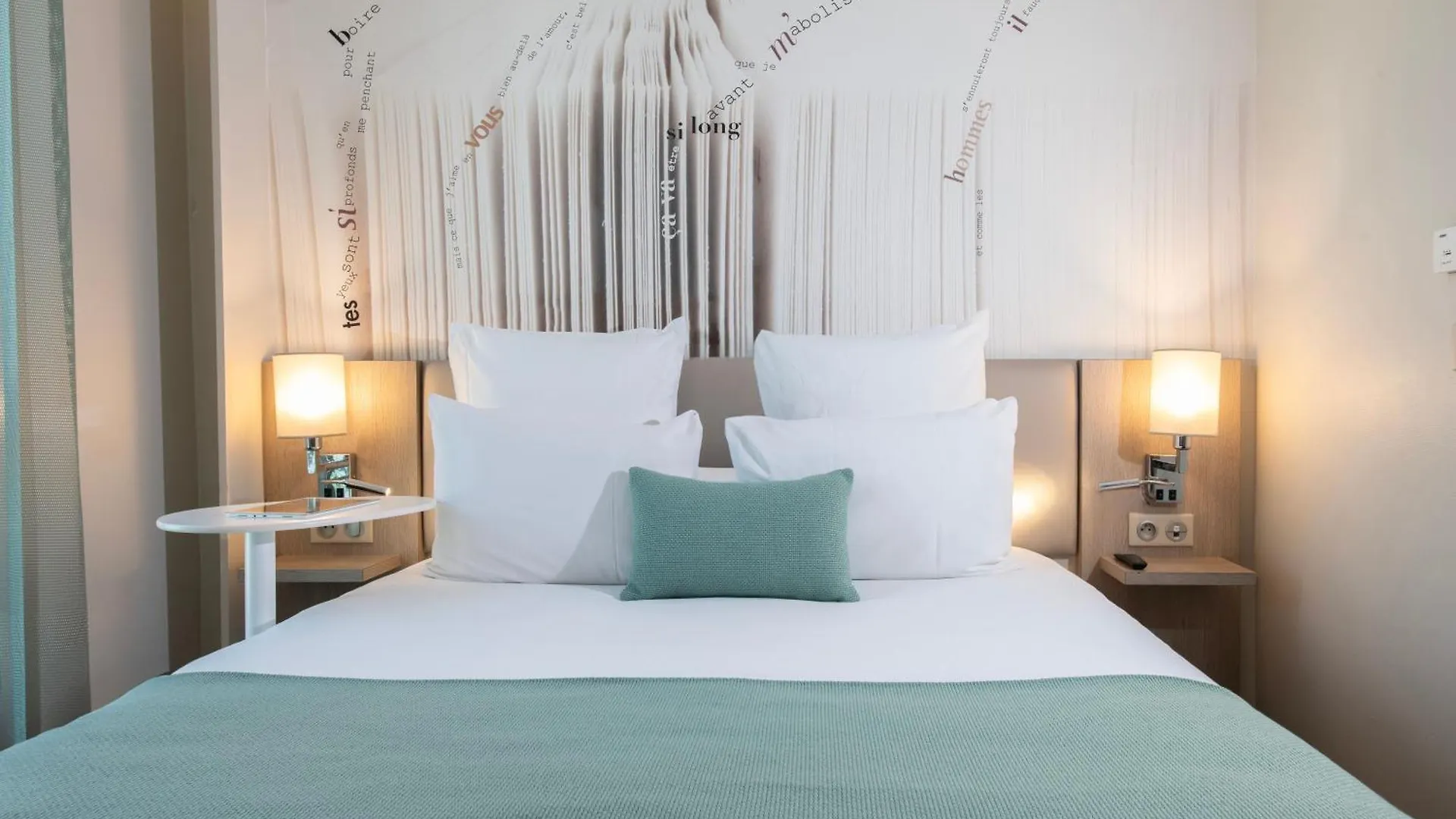 Hotel Mercure Montparnasse Raspail Paris