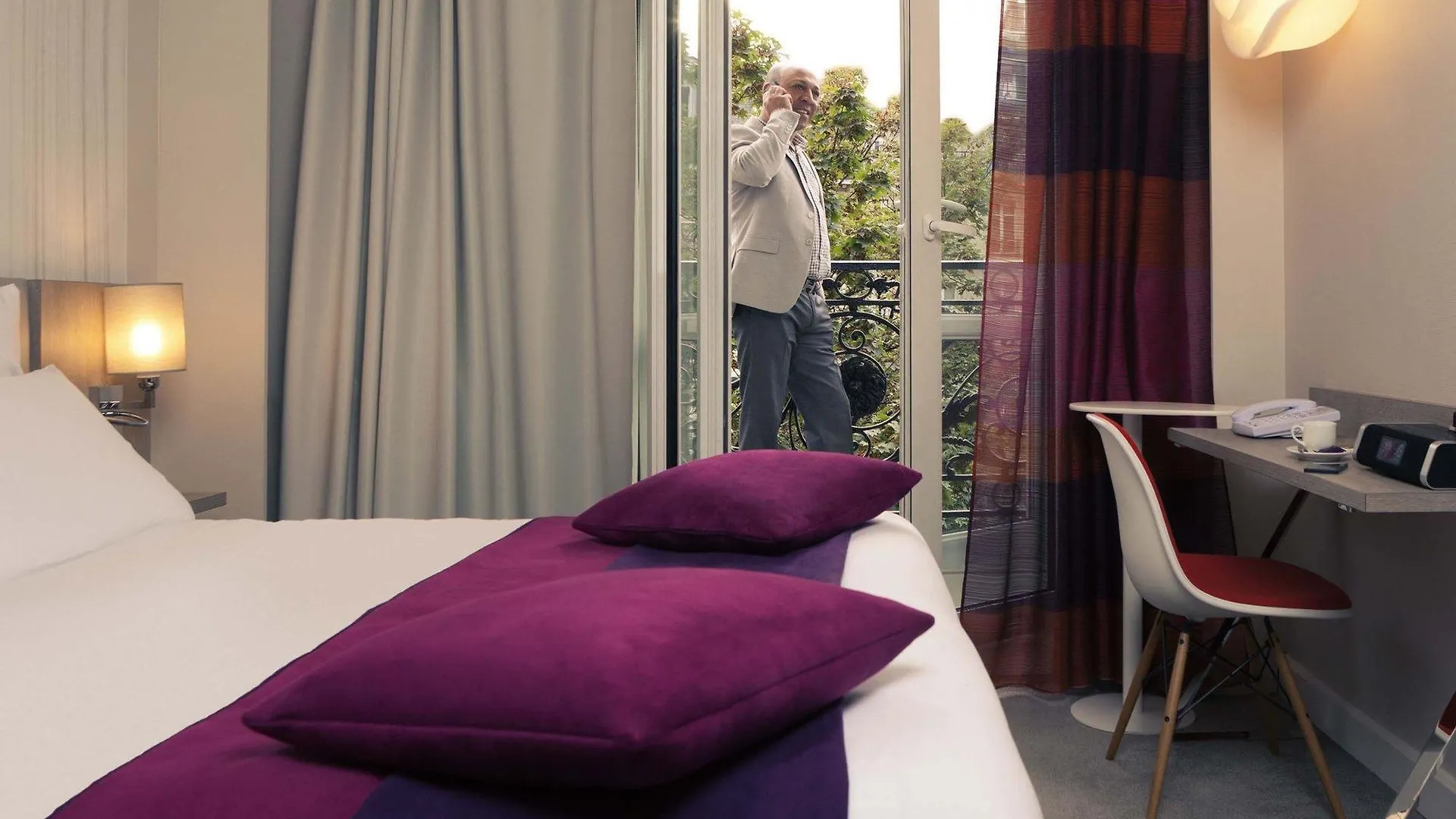 Mercure Montparnasse Raspail Hotel